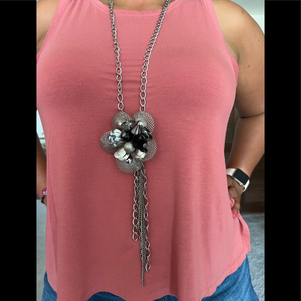 Beautiful Silver Statement Necklace - image 2
